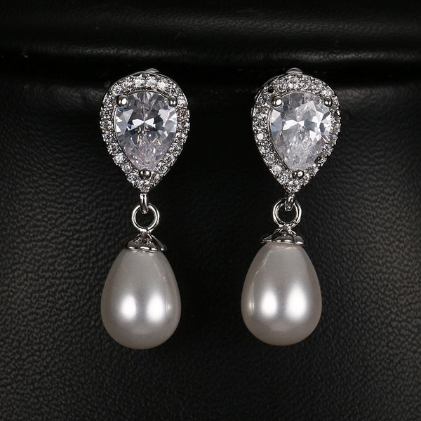 2020 z lujo forma de gota de agua clara la flor grande cz joyeria nupcial pendientes cristalinos la boda para las novias, Golden;silver
2020 z lujo forma de gota de agua clara la flor grande cz joyeria nupcial pendientes cristalinos la boda para las novias, Golden;silver