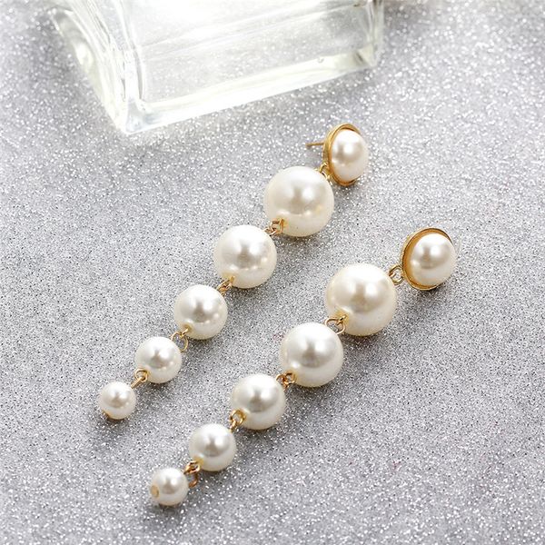 quality fashion gold long simulated pearl earrings for women girl big geometric round drop earring new wedding jewelry
quality fashion gold long simulated pearl earrings for women girl big geometric round drop earring new wedding jewelry