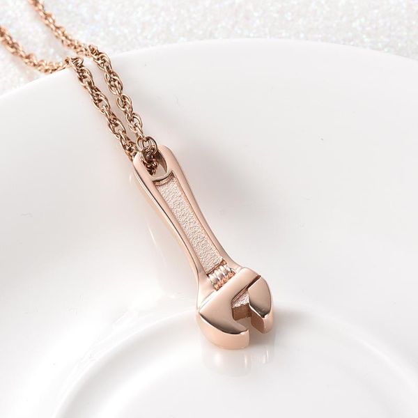 chains ijd10528 rose gold wrench cremation souvenir pendant stainless steel for ashes urn keepsake memorial necklace jewelry, Silver
chains ijd10528 rose gold wrench cremation souvenir pendant stainless steel for ashes urn keepsake memorial necklace jewelry, Silver