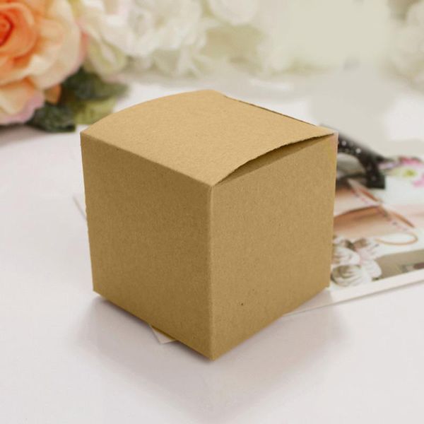50pcs/lot 5*5*5cm candy box wedding decoration vintage kraft boxes party gift favors box festive party wrapping supplie
50pcs/lot 5*5*5cm candy box wedding decoration vintage kraft boxes party gift favors box festive party wrapping supplie