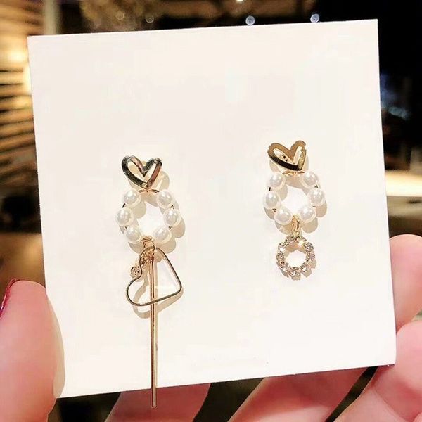 dangle & chandelier dominated 2021 heart-shaped asymmetric pearl crystal contracted fashion long women drop earrings, Silver
dangle & chandelier dominated 2021 heart-shaped asymmetric pearl crystal contracted fashion long women drop earrings, Silver