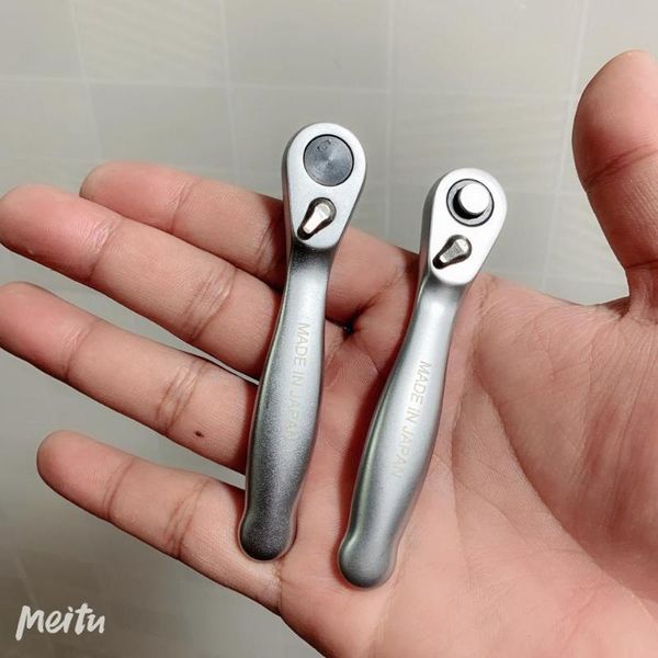 1/4" сделано в японии ratchet гаечные ключи отвертка hex динамометрические ключи набор торцевых ключей быстрый и отверток
1/4" сделано в японии ratchet гаечные ключи отвертка hex динамометрические ключи набор торцевых ключей быстрый и отверток