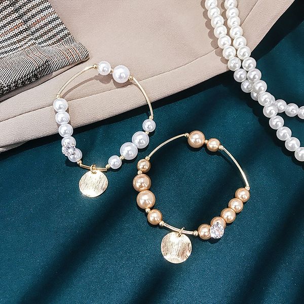 charm bracelets ustar simulated pearl for women party jewelry gold color chain bracelet pulseras mujer bijoux, Golden;silver
charm bracelets ustar simulated pearl for women party jewelry gold color chain bracelet pulseras mujer bijoux, Golden;silver