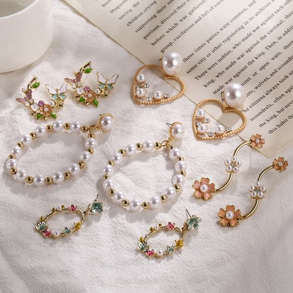 match-right vintage сладкие милый цветок серьги для женщин 2020 новая мода pearl кристалл эмаль серьги оптовые ювелирные изделия sr1061, Silver
match-right vintage сладкие милый цветок серьги для женщин 2020 новая мода pearl кристалл эмаль серьги оптовые ювелирные изделия sr1061, Silver