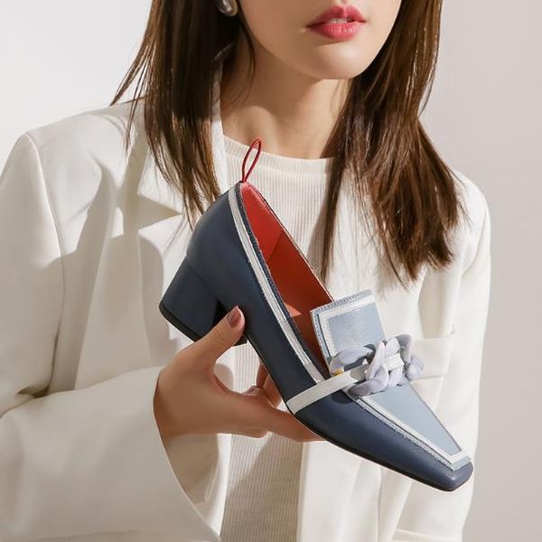 2020 women's shoes retro square toe high heel women's thick heel shoes small heel british style, Black
2020 women's shoes retro square toe high heel women's thick heel shoes small heel british style, Black