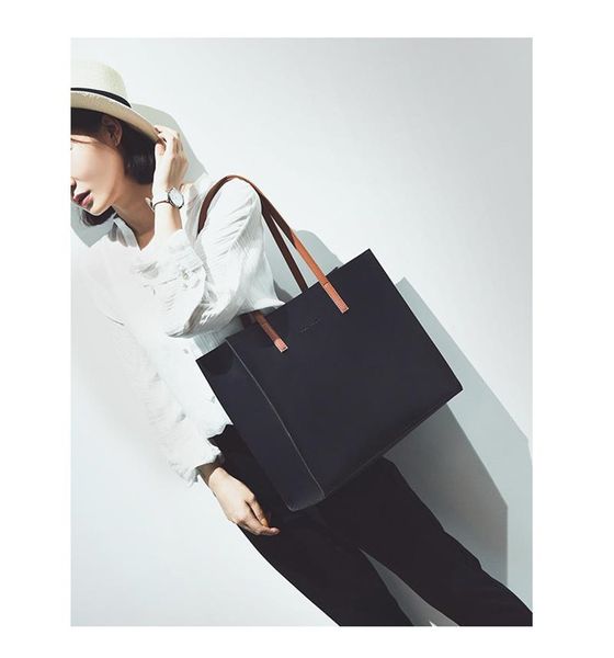 handbags women handbag shoulder bags 2020 summer new simple bucket bag fashion chain portable messenger bag sellingstyle
handbags women handbag shoulder bags 2020 summer new simple bucket bag fashion chain portable messenger bag sellingstyle