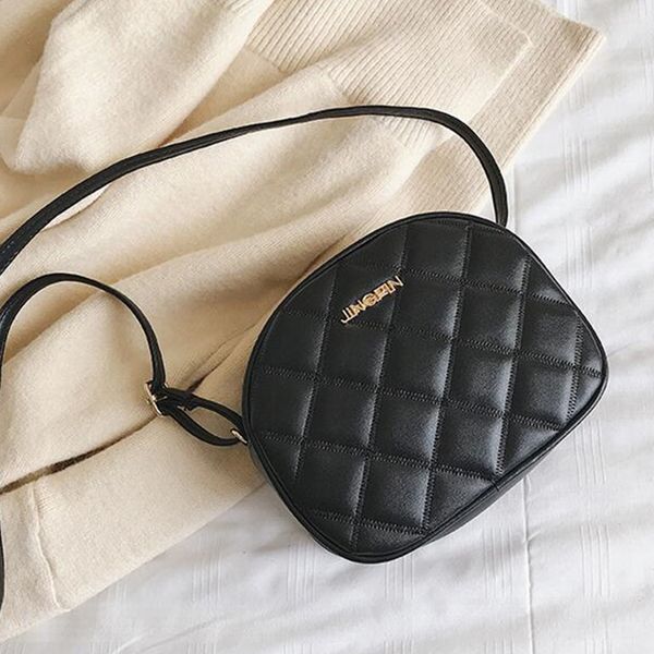 простой черный crossbody сумка женщин pu кожаный плед мешок плеча роскошный коммуникатор малый square shopping lady handbag bolso
простой черный crossbody сумка женщин pu кожаный плед мешок плеча роскошный коммуникатор малый square shopping lady handbag bolso