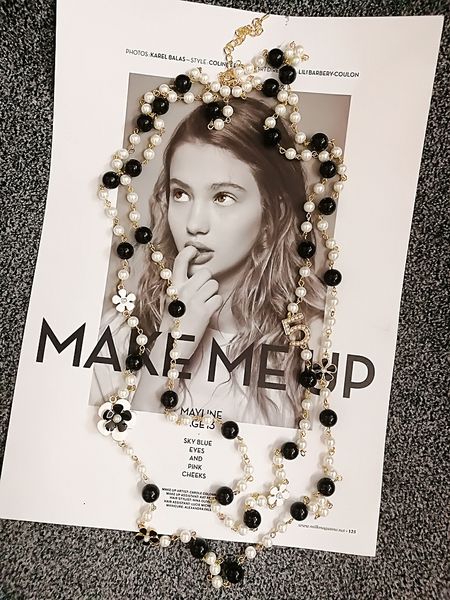 женщины длинные подвески слоистый жемчуг ожерелье collares де moda 2020 письмо нет 5 цветка ювелирных изделий партии mx200810, Silver
женщины длинные подвески слоистый жемчуг ожерелье collares де moda 2020 письмо нет 5 цветка ювелирных изделий партии mx200810, Silver