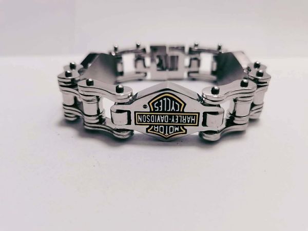 men's jewelry silver black color stainless steel harley bracelet european and american fashion trend harley jewelry ing, Golden;silver
men's jewelry silver black color stainless steel harley bracelet european and american fashion trend harley jewelry ing, Golden;silver