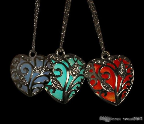 heart shaped pendant necklace heart hollow out luminous pendants necklace for ladies sweater necklace glow in dark, Black
heart shaped pendant necklace heart hollow out luminous pendants necklace for ladies sweater necklace glow in dark, Black