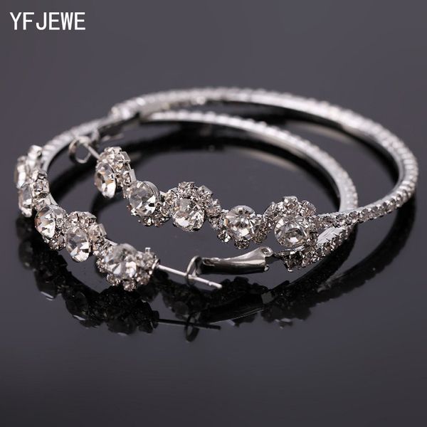 2020 fashion jewelry manufacturers selling super flash crystal rhinestone silver plating big size hoop earrings for women #e062, Golden;silver
2020 fashion jewelry manufacturers selling super flash crystal rhinestone silver plating big size hoop earrings for women #e062, Golden;silver