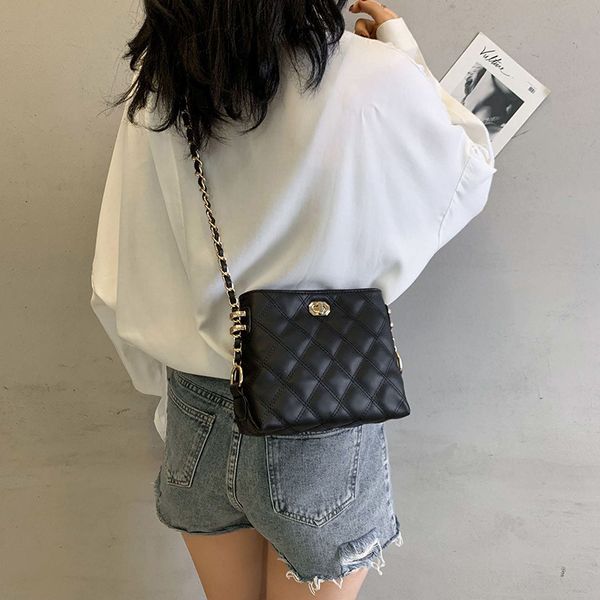2020 new spring fashion shoulder messenger chain women's bags
2020 new spring fashion shoulder messenger chain women's bags