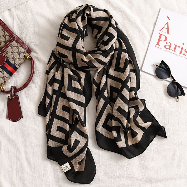 luxury women brand cotton scarf large shawls hijab foulard echarpe design print lady beach stole head scarves, Blue;gray
luxury women brand cotton scarf large shawls hijab foulard echarpe design print lady beach stole head scarves, Blue;gray