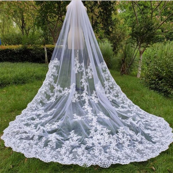 white one layer cathedral length wedding veil with lace appliques vestido de noiva longo custom made bridal veil with comb, Black
white one layer cathedral length wedding veil with lace appliques vestido de noiva longo custom made bridal veil with comb, Black