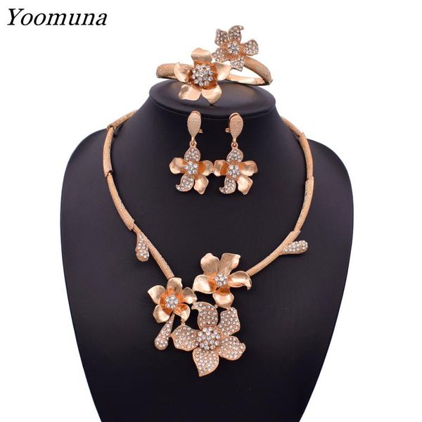 fashion dubai gold jewelry sets for women bridal african wedding jewelry set crystal flower necklace bracelet earrings, Silver
fashion dubai gold jewelry sets for women bridal african wedding jewelry set crystal flower necklace bracelet earrings, Silver
