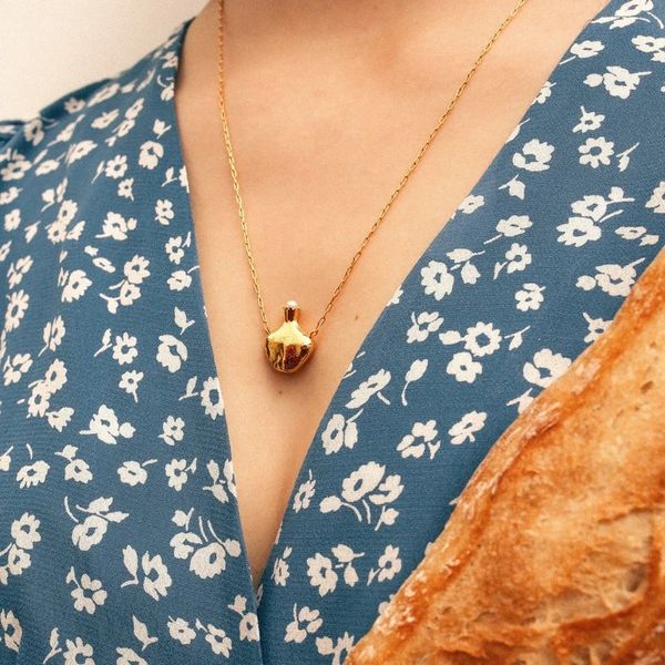 new fashion charm pearl pendant necklace for women gift vintage gold color chains personality choker jewelry, Silver
new fashion charm pearl pendant necklace for women gift vintage gold color chains personality choker jewelry, Silver