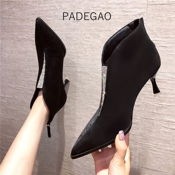 2020 autumn women boots casual black zipper high-heeled boots flock elegant women riding
2020 autumn women boots casual black zipper high-heeled boots flock elegant women riding