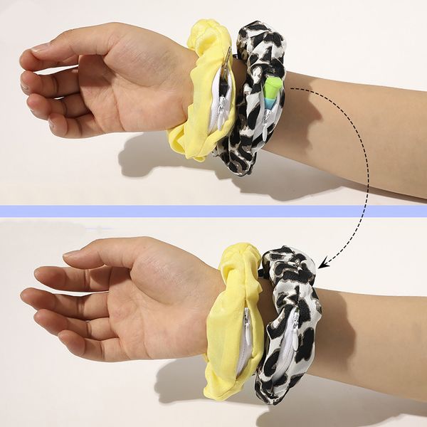 hair accessories 2021 novelty design zipper scrunchies leopard women ropes elastic hairbands pocket satin ties
hair accessories 2021 novelty design zipper scrunchies leopard women ropes elastic hairbands pocket satin ties