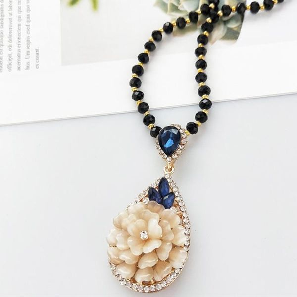 light yellow gold color layer flower cat eye stone pendant long beads chain necklace with rhinestone jewelry, Silver
light yellow gold color layer flower cat eye stone pendant long beads chain necklace with rhinestone jewelry, Silver