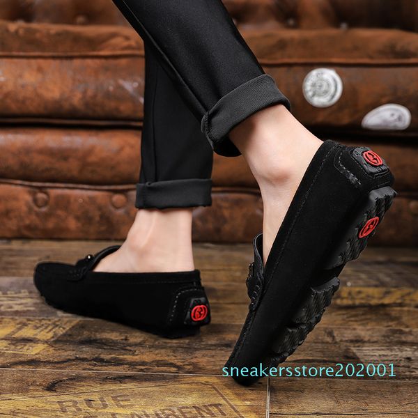 new fashion cow suede leather men flats men casual shoes loafers moccasin driving shoes hommes chaussures s01, Black 
new fashion cow suede leather men flats men casual shoes loafers moccasin driving shoes hommes chaussures s01, Black