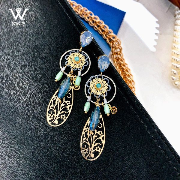 we classic s925 silver color needle exaggerated big statement earring for women vintage hollow carved water drop wedding earring
we classic s925 silver color needle exaggerated big statement earring for women vintage hollow carved water drop wedding earring