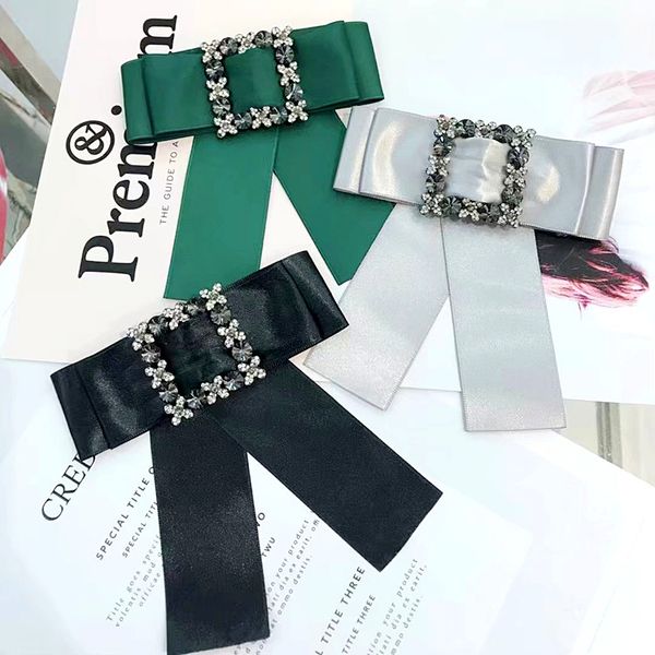 new fashion male female korean college wind bow collar neckline shirt tie pin brooch diamond crystal accessories, Blue;purple
new fashion male female korean college wind bow collar neckline shirt tie pin brooch diamond crystal accessories, Blue;purple