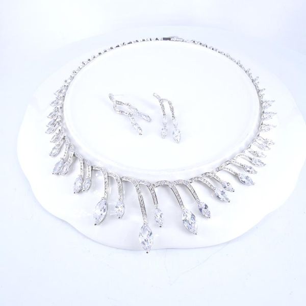 2020 new fashion luxury romantic crystal cz zircon necklace earring set wedding party birthday jewelry, Silver
2020 new fashion luxury romantic crystal cz zircon necklace earring set wedding party birthday jewelry, Silver