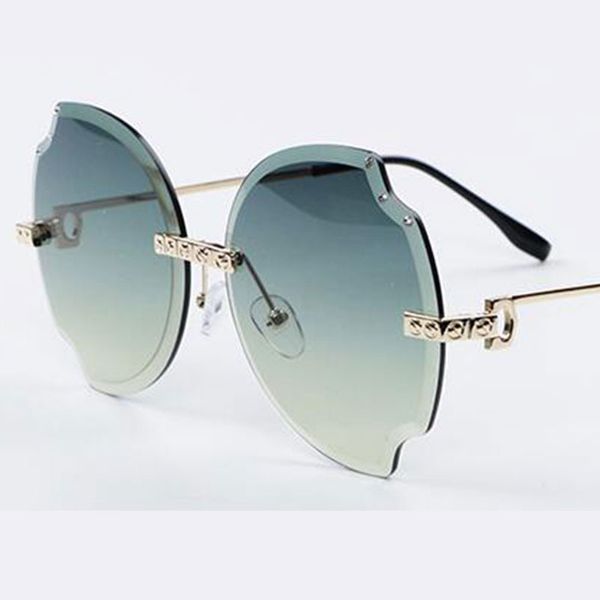 fashion rimless sunglasses green red big shades celebrity luxury designer gradient crystal rhinestones womans glasses, White;black
fashion rimless sunglasses green red big shades celebrity luxury designer gradient crystal rhinestones womans glasses, White;black