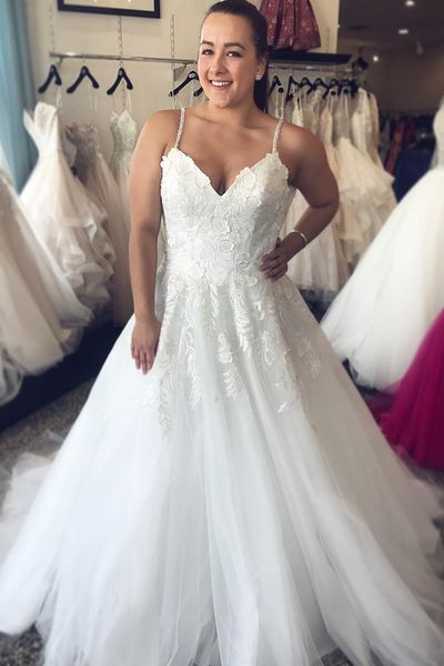 charming spaghetti straps bride dress pretty lace appliques beads a-line long wedding party dress custom made, White
charming spaghetti straps bride dress pretty lace appliques beads a-line long wedding party dress custom made, White