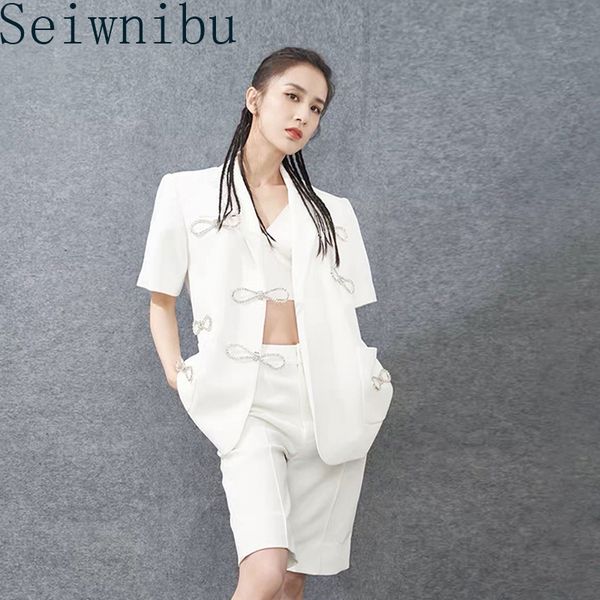 elegant two piece sets women's fashion design white rhinestone bow loose suit jacket + high waist short pants outfits 2020 new
elegant two piece sets women's fashion design white rhinestone bow loose suit jacket + high waist short pants outfits 2020 new