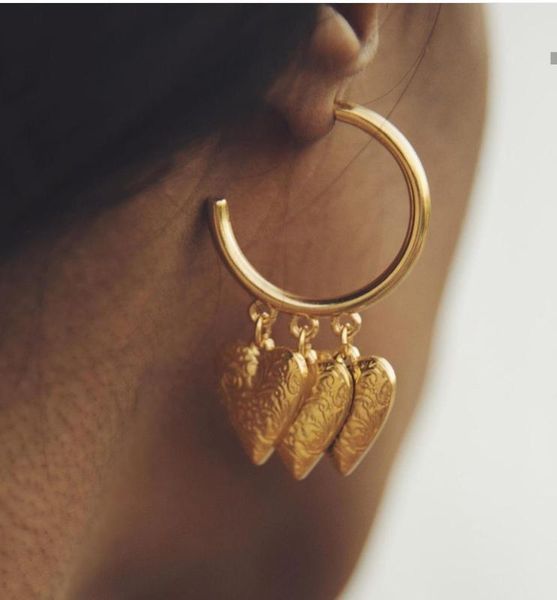 2020 new vintage embossing haert charm hoop earrings for women bohemian love gold statement necklace party earring jewelry, Silver
2020 new vintage embossing haert charm hoop earrings for women bohemian love gold statement necklace party earring jewelry, Silver