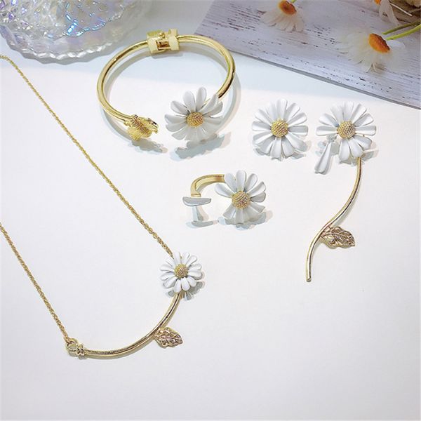 fashion exquisite women creative daisy shape earrings ring necklace bracelet set party valentine's day gift jewelry wholesale, Silver
fashion exquisite women creative daisy shape earrings ring necklace bracelet set party valentine's day gift jewelry wholesale, Silver