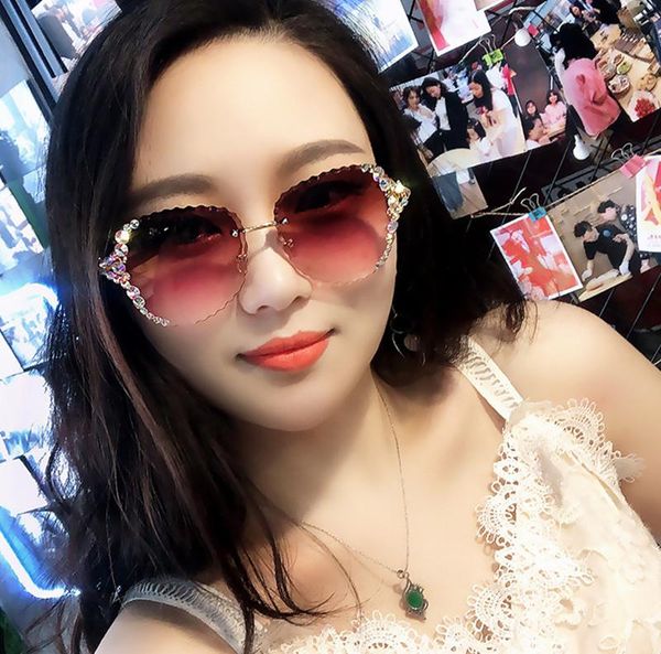 In Stock!2020 European and American trend womens designer sunglasses,luxury trendy women sunglasses, Fashion women sunglasses
In Stock!2020 European and American trend womens designer sunglasses,luxury trendy women sunglasses, Fashion women sunglasses