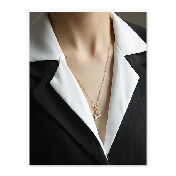 women luxury fashion titanium steel chain necklace flower pendent long necklace girls jewelry gift, Silver
women luxury fashion titanium steel chain necklace flower pendent long necklace girls jewelry gift, Silver