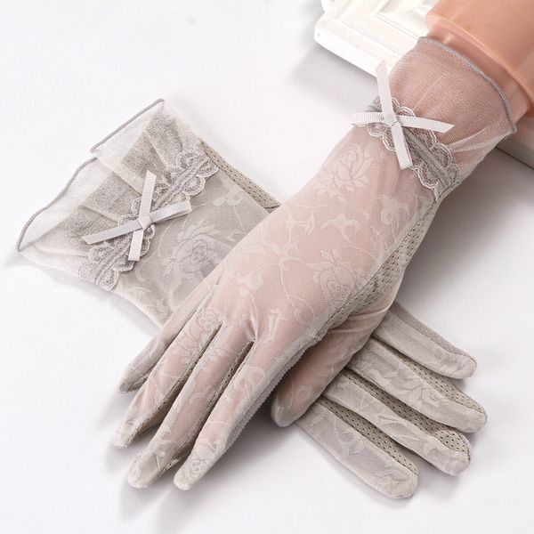 five fingers gloves driving lady thin sunscreen summer silk mittens lace women outdoor anti-ultraviolet breathable luvas guantes h3098, Blue;gray
five fingers gloves driving lady thin sunscreen summer silk mittens lace women outdoor anti-ultraviolet breathable luvas guantes h3098, Blue;gray