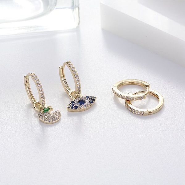 fashion monster and eye hoop earrings sets mosaic cubic zircon four-piece earrings sets for women party jewelry s-e1092, Golden;silver
fashion monster and eye hoop earrings sets mosaic cubic zircon four-piece earrings sets for women party jewelry s-e1092, Golden;silver