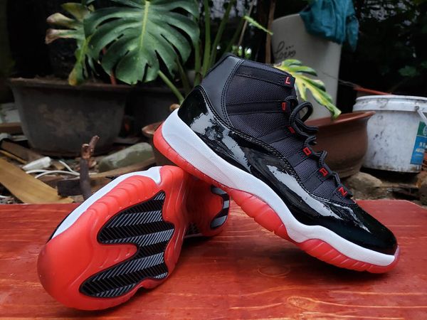 arrival 11concord 25th anniversary mens basketball shoes 11s black multi red white sports trainers 11s metallic silver 23sneakers size 7-13
arrival 11concord 25th anniversary mens basketball shoes 11s black multi red white sports trainers 11s metallic silver 23sneakers size 7-13