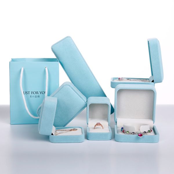 5 pcs/lot jewelry package velvet box craft bag pure aquamarine necklace bracelet gift box wedding engagement gift, Pink;blue
5 pcs/lot jewelry package velvet box craft bag pure aquamarine necklace bracelet gift box wedding engagement gift, Pink;blue