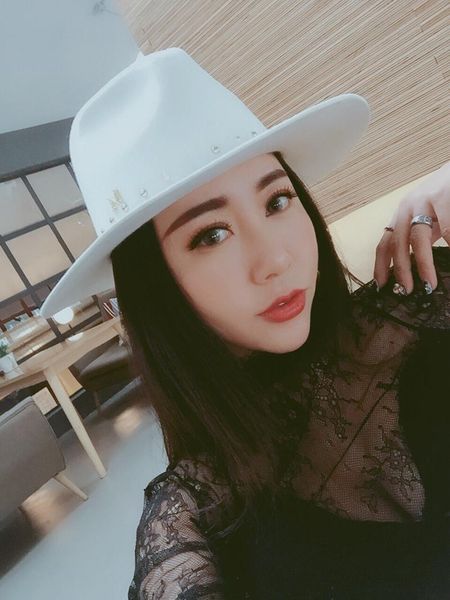 han edition standard white fedoras wool england autumn winter rivet cap tide male ladies, Blue;gray
han edition standard white fedoras wool england autumn winter rivet cap tide male ladies, Blue;gray