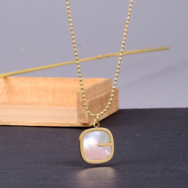 hongcheng jewellery golden wave bead chain white shell pendant necklaces women jeweler short clavicle chain metal hc181, Silver
hongcheng jewellery golden wave bead chain white shell pendant necklaces women jeweler short clavicle chain metal hc181, Silver