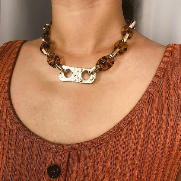 chokers european women's jewelry personality ccb geometric creative exaggerated double hole pig nose buckle acrylic ladies necklace, Golden;silver
chokers european women's jewelry personality ccb geometric creative exaggerated double hole pig nose buckle acrylic ladies necklace, Golden;silver