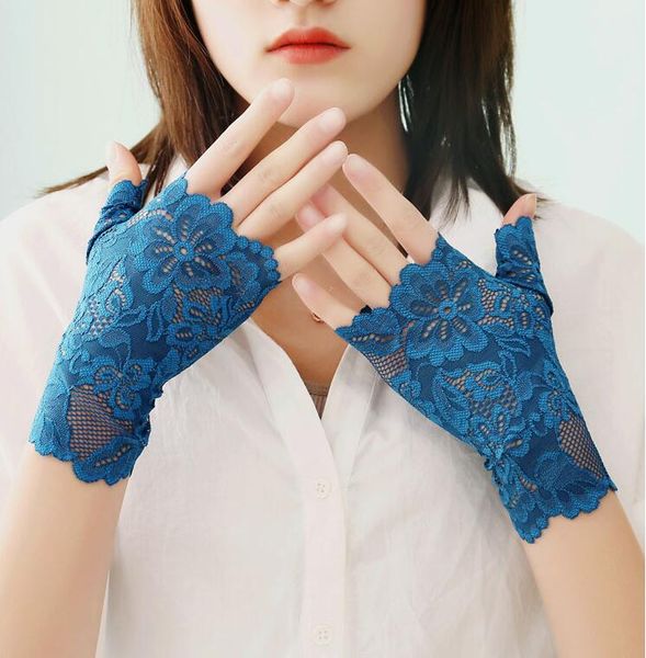 five fingers gloves women' fingerless lace glove female elegant short summer sunscreen driving r1907, Blue;gray
five fingers gloves women' fingerless lace glove female elegant short summer sunscreen driving r1907, Blue;gray