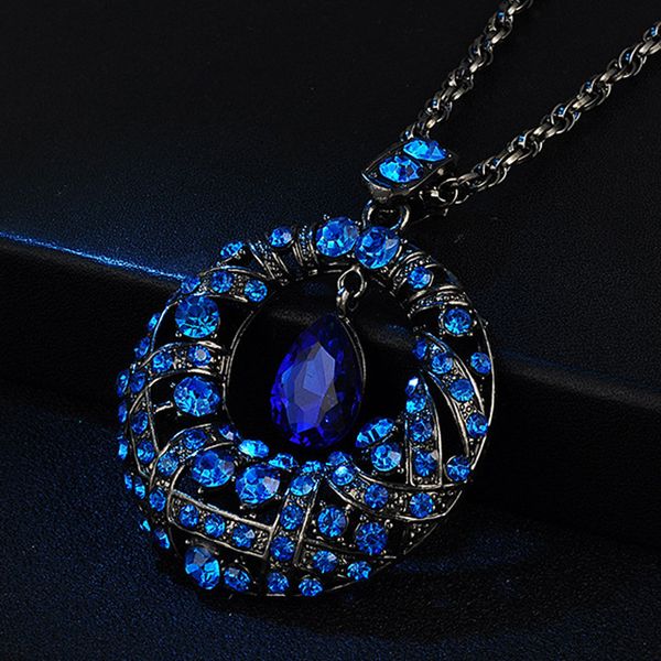 2020 choker kolye collares selling simple fashion crystal pendant decorative necklace sweater chain long qiu dong female joker, Silver
2020 choker kolye collares selling simple fashion crystal pendant decorative necklace sweater chain long qiu dong female joker, Silver