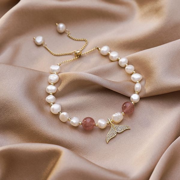charm bracelets 2021 trendy freshwater pearl bracelet zircon fishtail pendant innovative design elegant female gift jewelry, Golden;silver
charm bracelets 2021 trendy freshwater pearl bracelet zircon fishtail pendant innovative design elegant female gift jewelry, Golden;silver