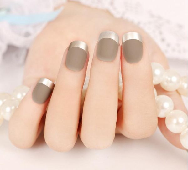 24pcs grandma grey color false nails french manicure full nail tips for women/nail art design tips, Red;gold
24pcs grandma grey color false nails french manicure full nail tips for women/nail art design tips, Red;gold