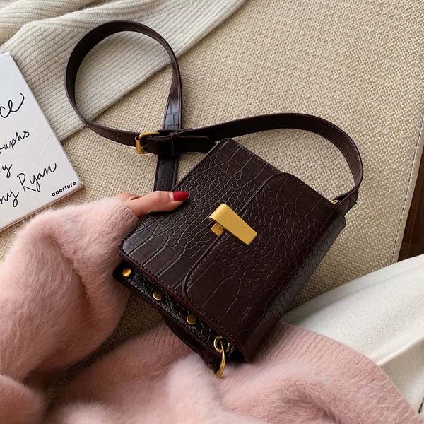 stone pattern pu leather crossbody bags for women 2020 vintage designer mini shoulder messenger bag lady handbags and purses
stone pattern pu leather crossbody bags for women 2020 vintage designer mini shoulder messenger bag lady handbags and purses