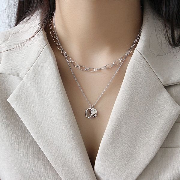 2020 new arrival necklaces pendants necklace s925 sterling silver geometrical irregular circle brand female chain clavicle 
2020 new arrival necklaces pendants necklace s925 sterling silver geometrical irregular circle brand female chain clavicle