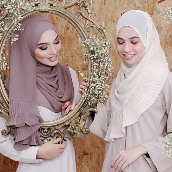 bandanas ethnic oversize muslim crinkle chiffon hijab head scarf women solid bubble shawls and wraps soft islamic foulard femme summer
bandanas ethnic oversize muslim crinkle chiffon hijab head scarf women solid bubble shawls and wraps soft islamic foulard femme summer
