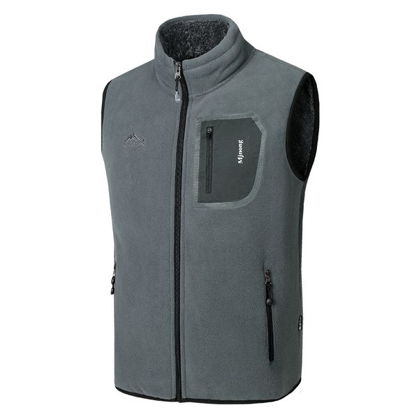 men's vests hoo fall of 2021 men more leisure add wool warm vest fashion polar fleece collar, Black;white
men's vests hoo fall of 2021 men more leisure add wool warm vest fashion polar fleece collar, Black;white