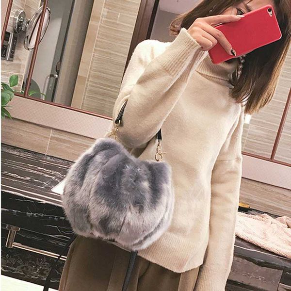 искусственный мех женской сумки пушистого ковш сумка crossbody вечер кошелек зима осень повелительницы теплой сумка плечо
искусственный мех женской сумки пушистого ковш сумка crossbody вечер кошелек зима осень повелительницы теплой сумка плечо